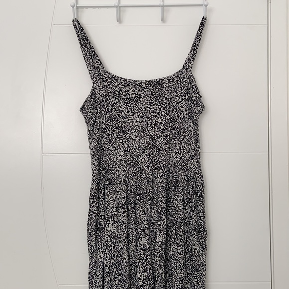 Printed Jumpsuit with Pockets - Picture 5 of 5